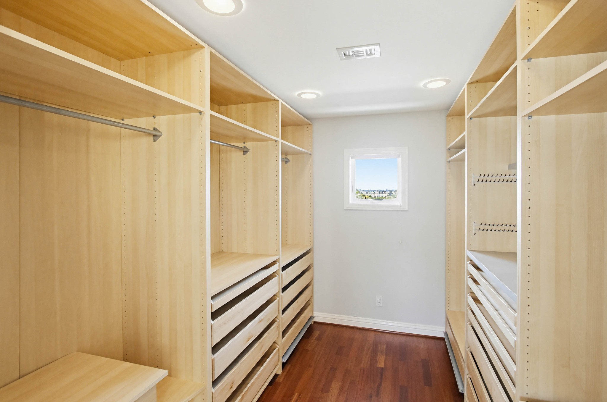 Virtual tour photo 64 of 164 for 2025 Frankfort St