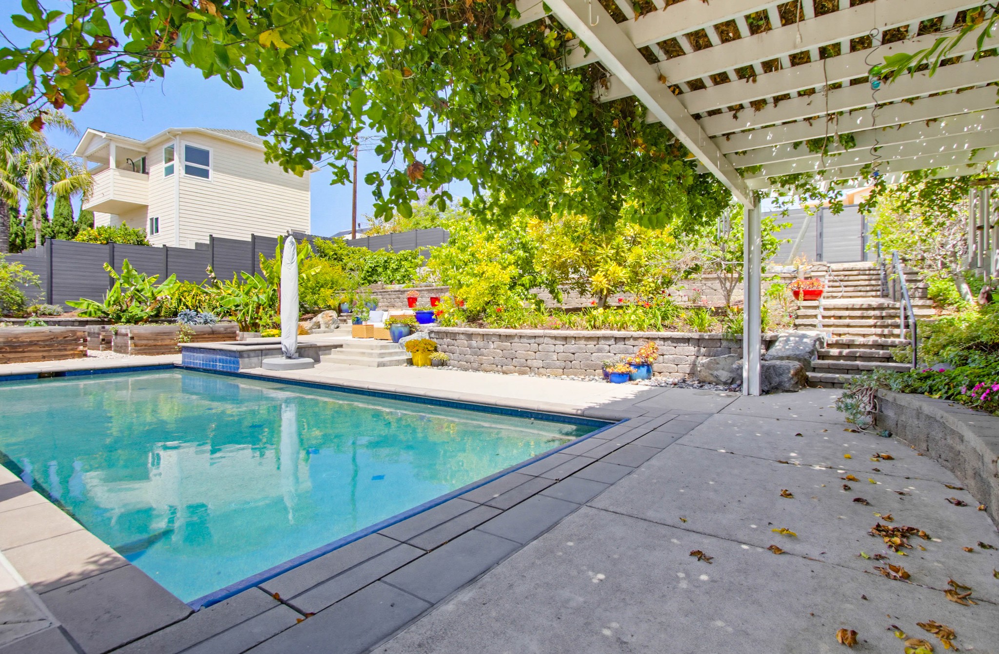 Virtual tour photo 92 of 164 for 2025 Frankfort St