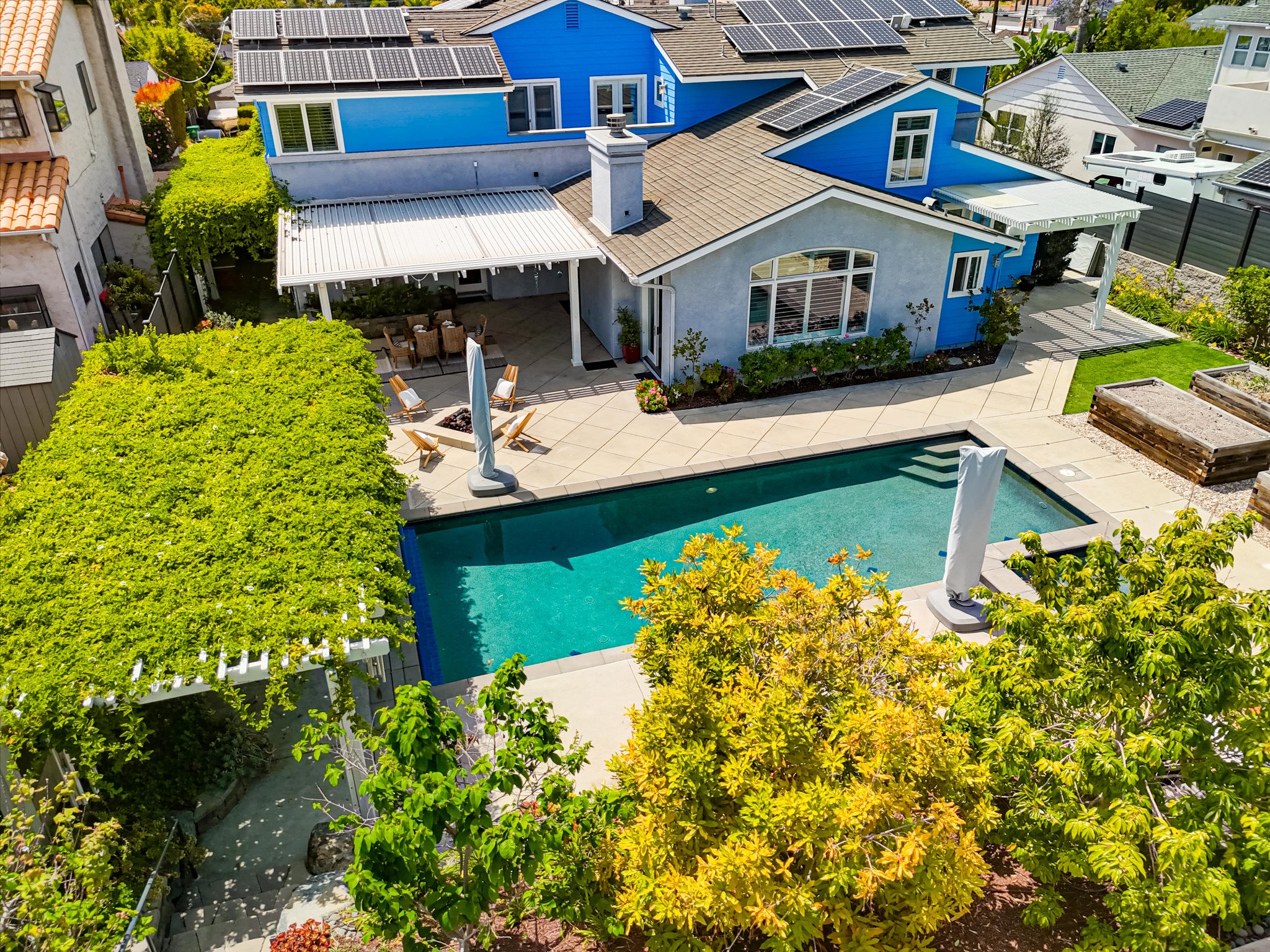Virtual tour photo 8 of 39 for 2025 Frankfort St