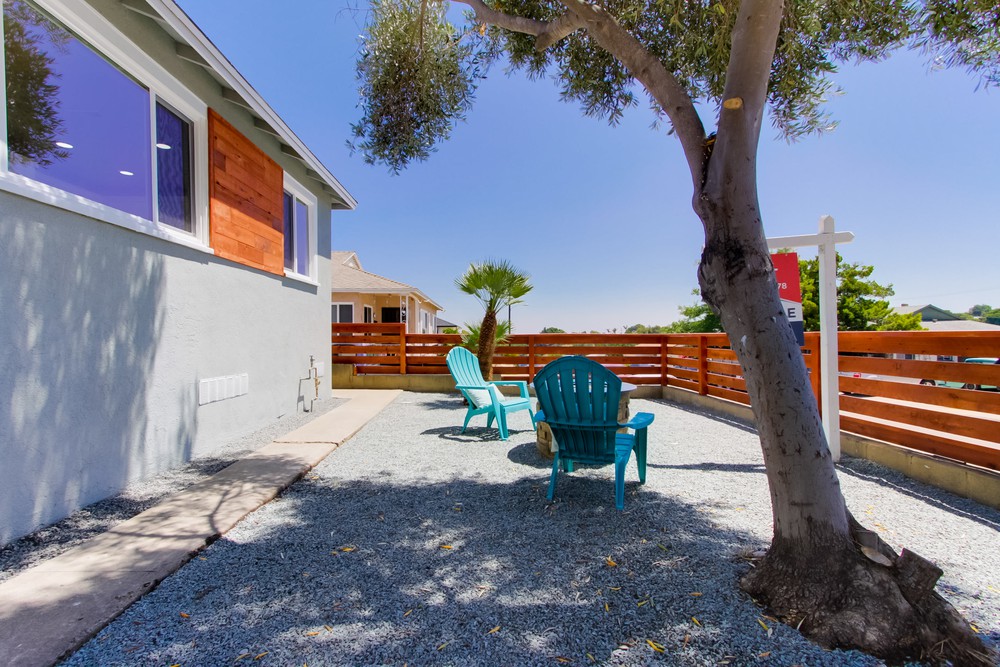 Virtual tour photo 10 of 48 for 2027 Rexford Dr