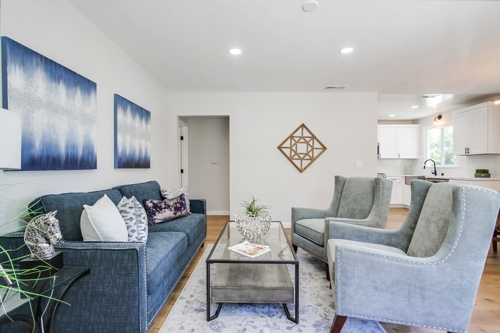 Virtual tour photo 14 of 48 for 2027 Rexford Dr