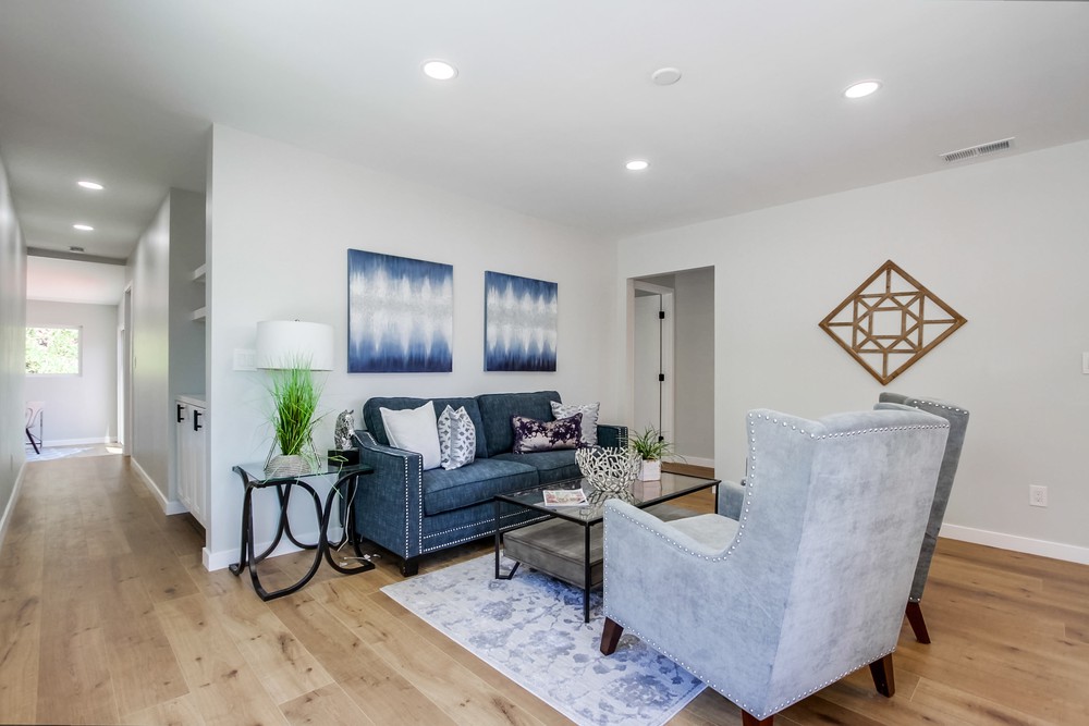Virtual tour photo 15 of 48 for 2027 Rexford Dr