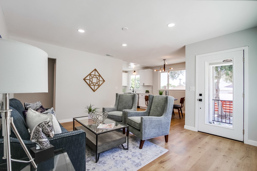 Virtual tour photo 16 of 48 for 2027 Rexford Dr