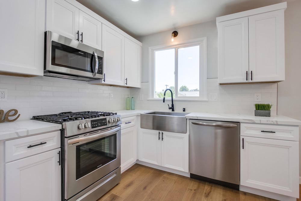 Virtual tour photo 23 of 48 for 2027 Rexford Dr