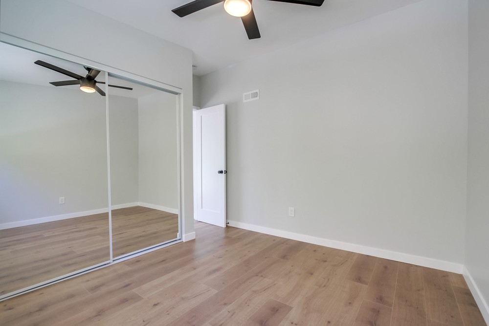 Virtual tour photo 39 of 48 for 2027 Rexford Dr
