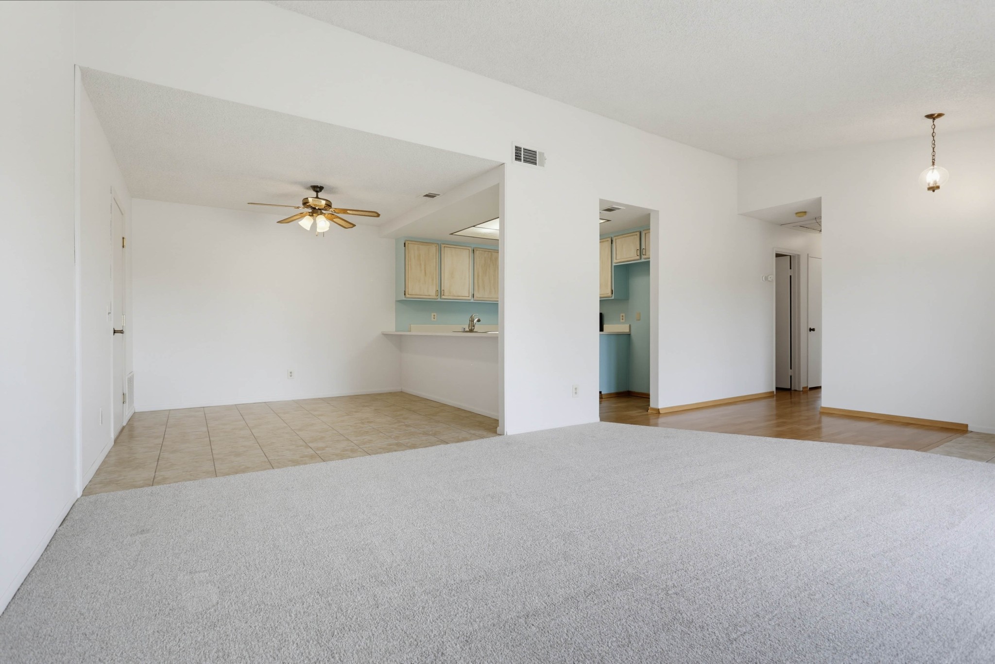 Virtual tour photo 12 of 36 for 203 Carissa Dr