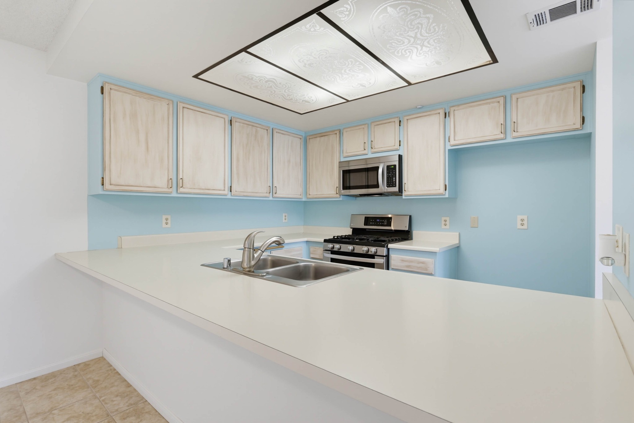 Virtual tour photo 15 of 36 for 203 Carissa Dr