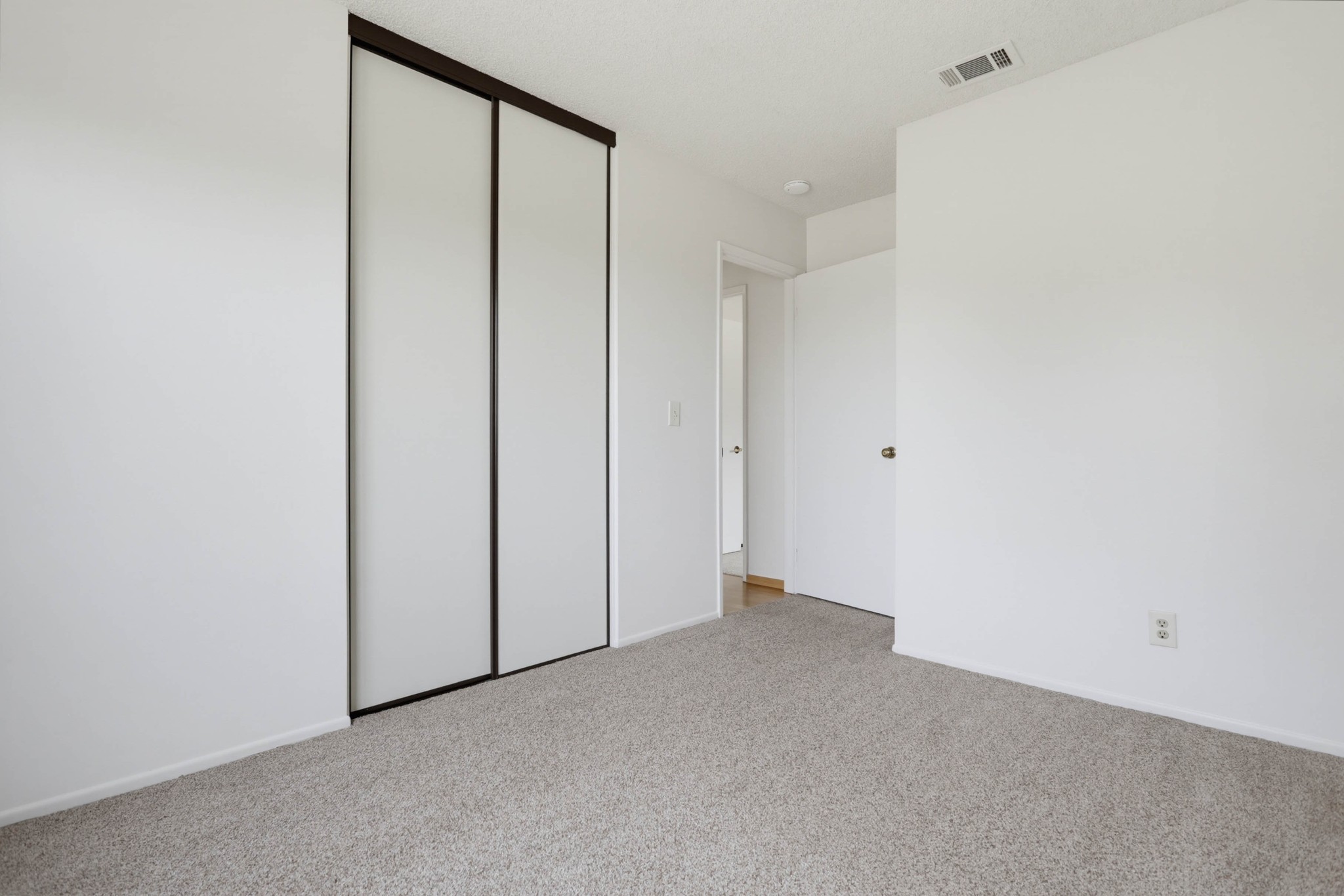 Virtual tour photo 25 of 36 for 203 Carissa Dr