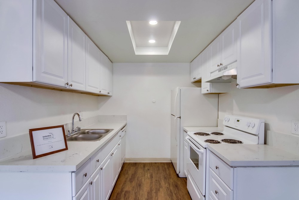 Virtual tour photo 16 of 29 for 2030 Cypress Ave #13