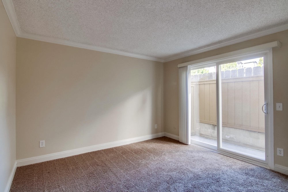 Virtual tour photo 21 of 29 for 2030 Cypress Ave #13