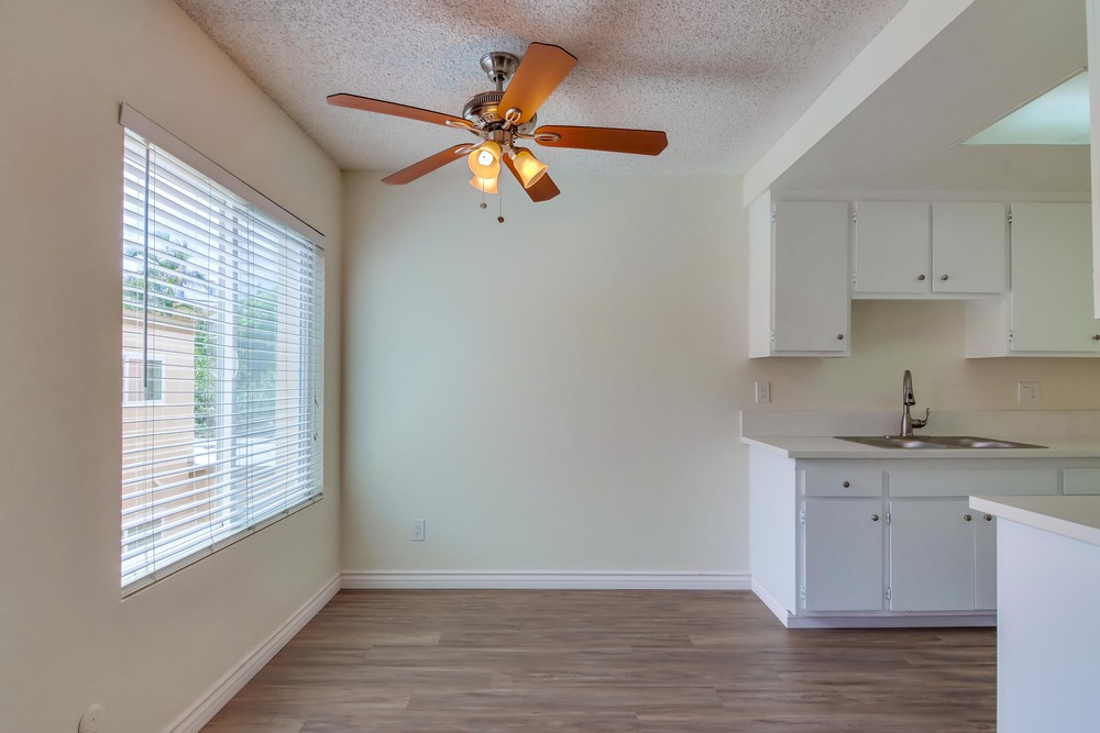 Virtual tour photo 11 of 27 for 2030 Cypress Ave #14