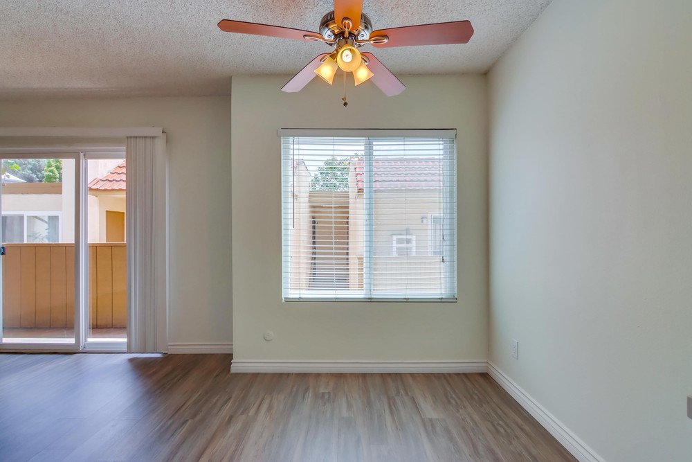 Virtual tour photo 13 of 27 for 2030 Cypress Ave #14