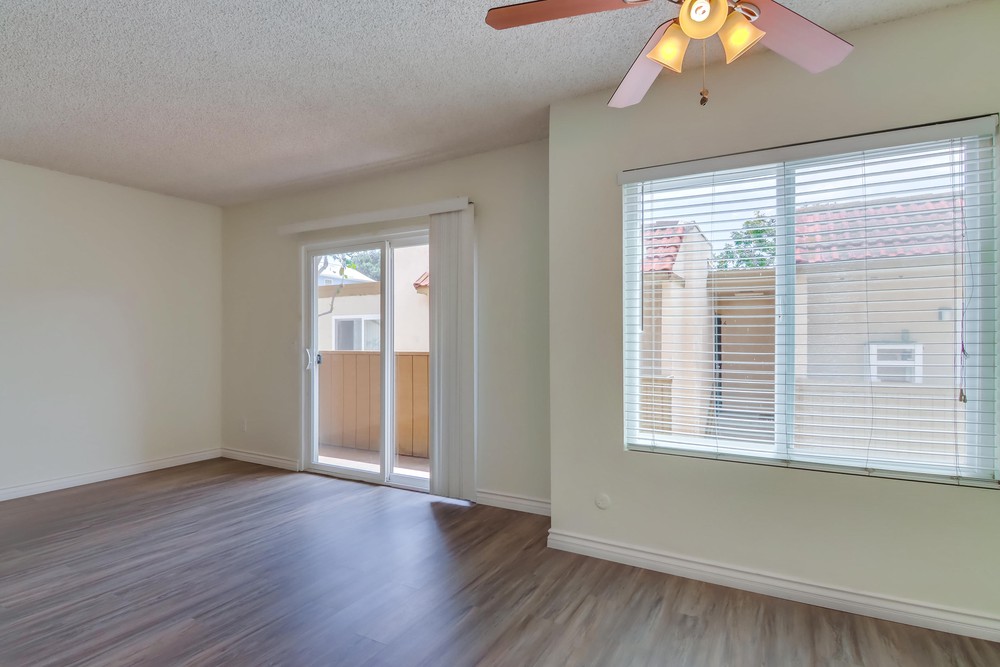 Virtual tour photo 14 of 27 for 2030 Cypress Ave #14