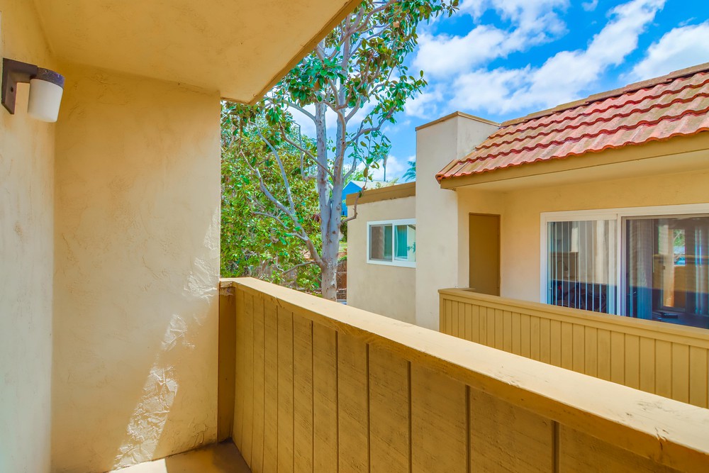 Virtual tour photo 26 of 27 for 2030 Cypress Ave #14