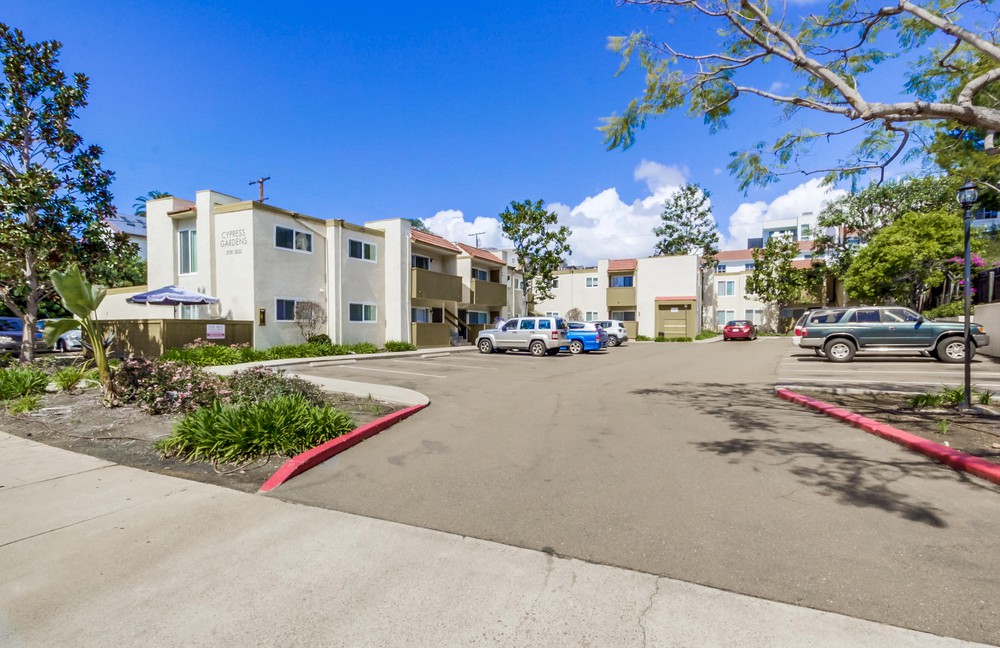 Virtual tour photo 1 of 26 for 2030 Cypress Ave #20