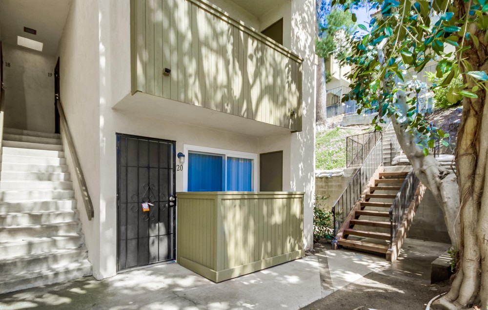 Virtual tour photo 6 of 26 for 2030 Cypress Ave #20