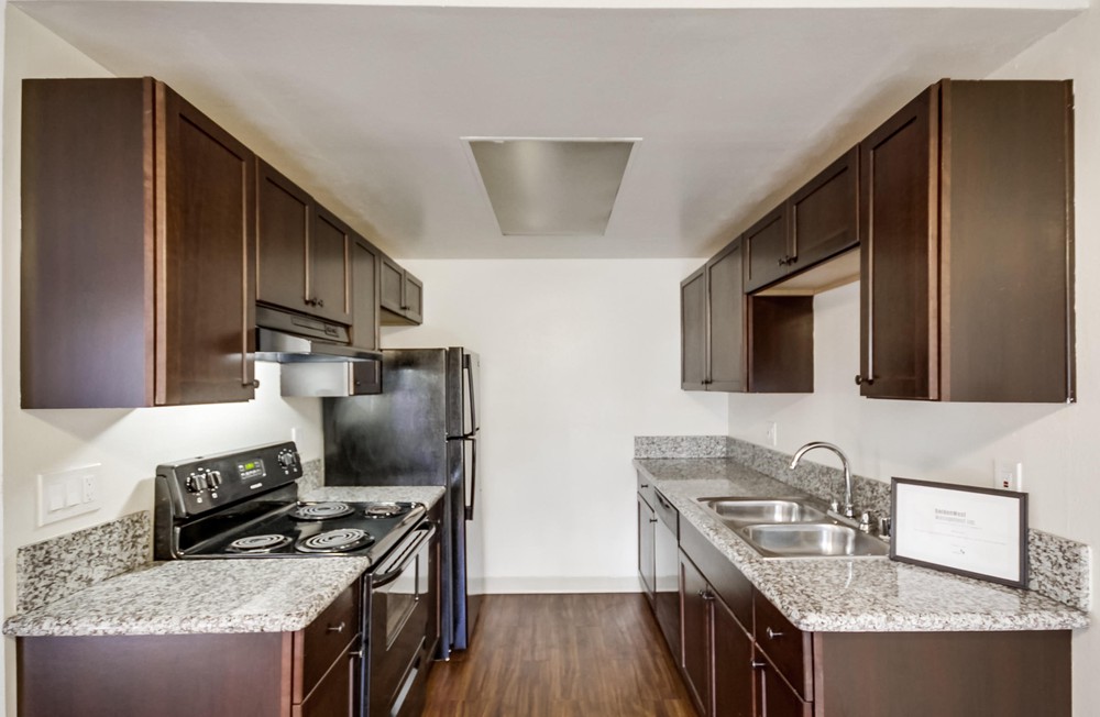 Virtual tour photo 14 of 26 for 2030 Cypress Ave #20