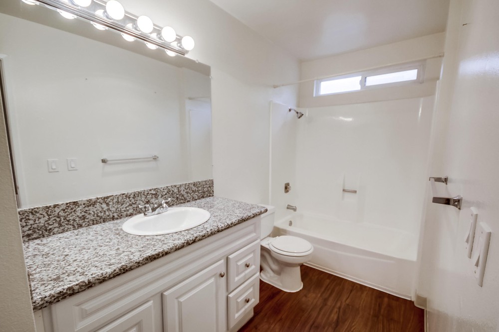 Virtual tour photo 22 of 26 for 2030 Cypress Ave #20
