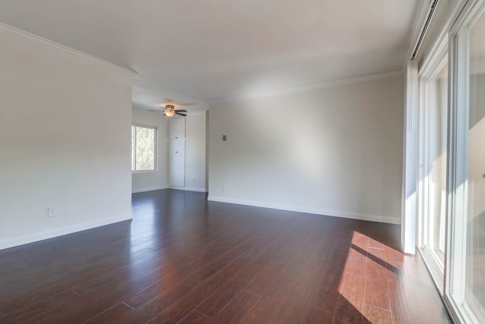 Virtual tour photo 7 of 31 for 2030 Cypress Ave #3