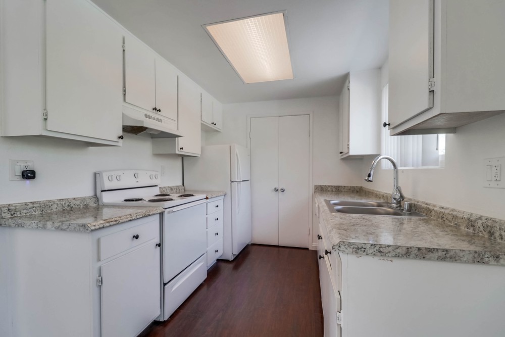 Virtual tour photo 16 of 31 for 2030 Cypress Ave #3