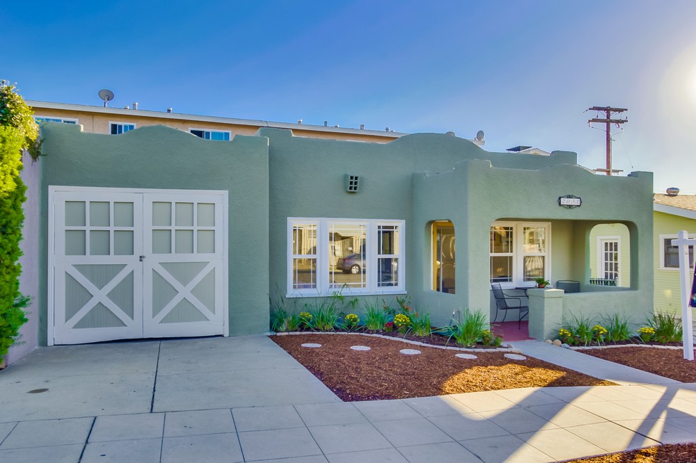 Virtual tour photo 1 of 29 for 2031 Meade Avenue