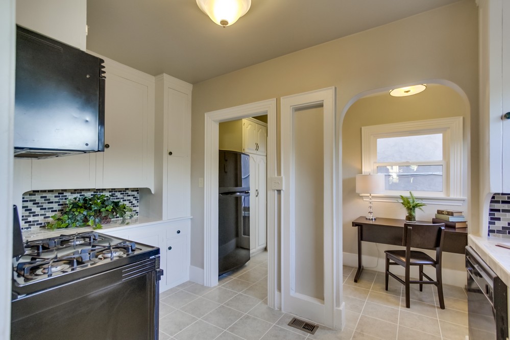 Virtual tour photo 11 of 29 for 2031 Meade Avenue