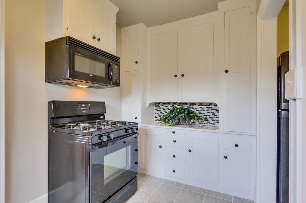 Virtual tour photo 12 of 29 for 2031 Meade Avenue