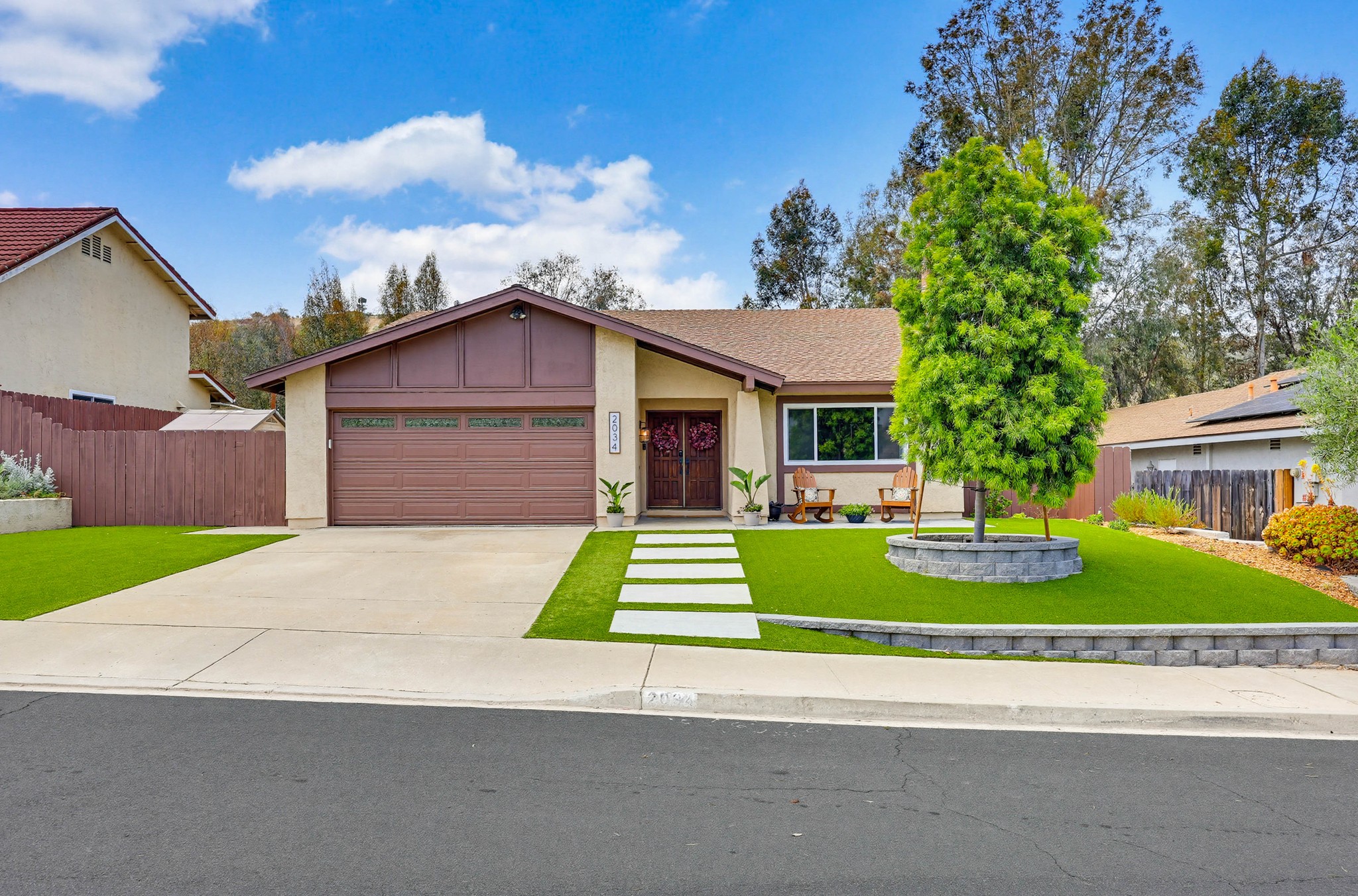 Virtual tour photo 1 of 65 for 2034 Braidwood St