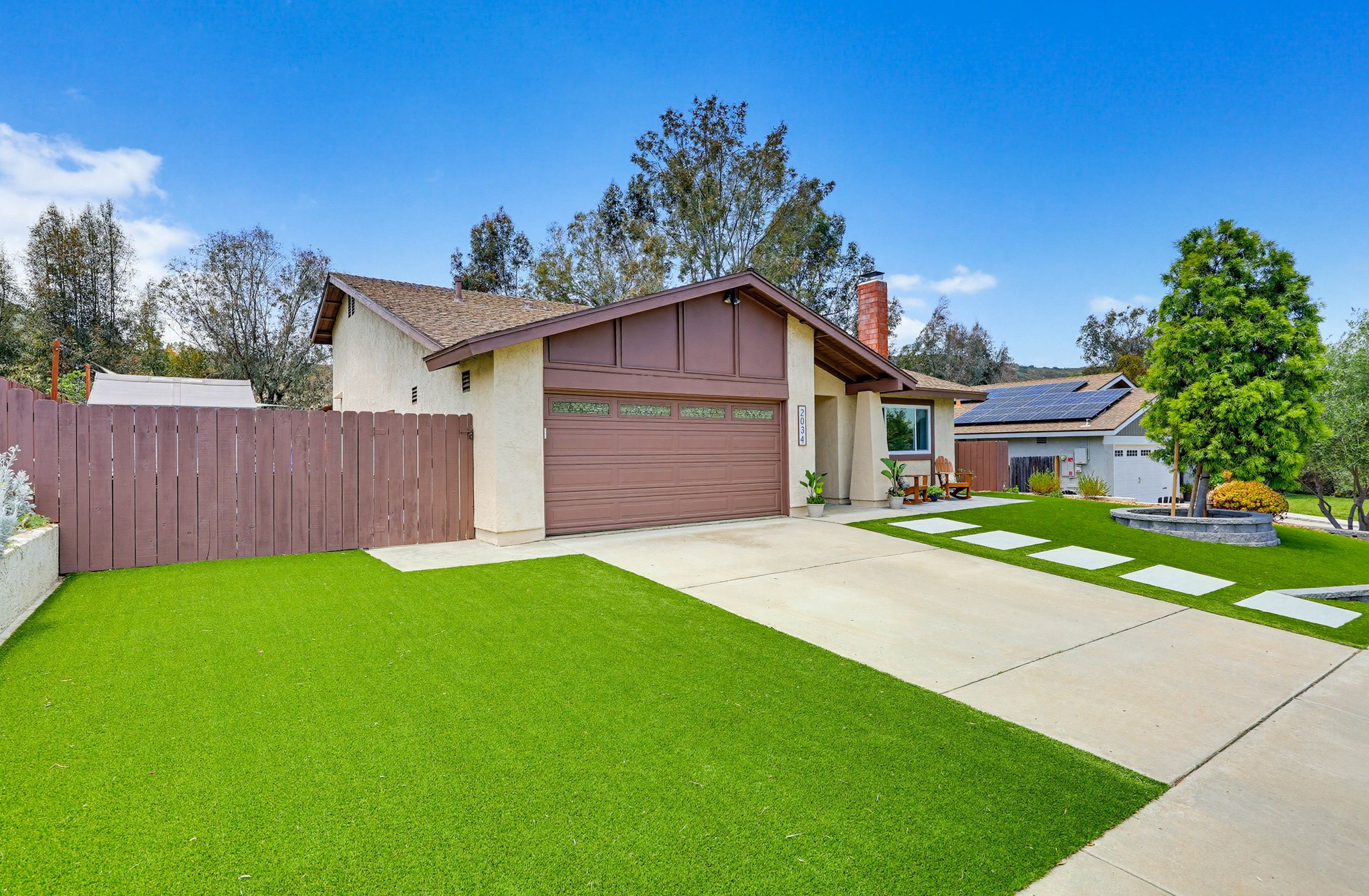 Virtual tour photo 5 of 65 for 2034 Braidwood St