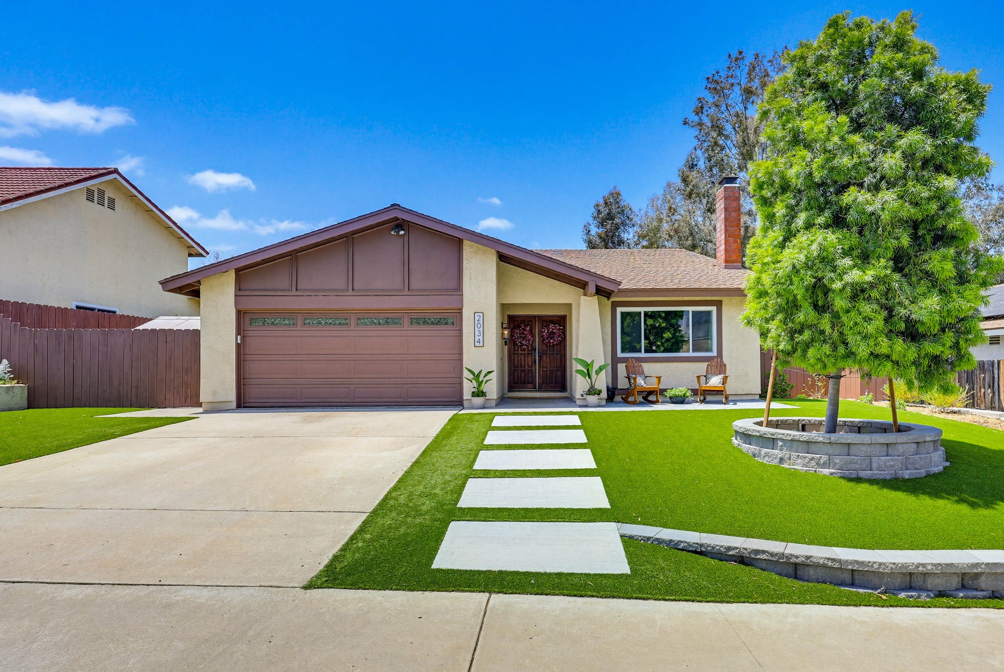 Virtual tour photo 6 of 65 for 2034 Braidwood St