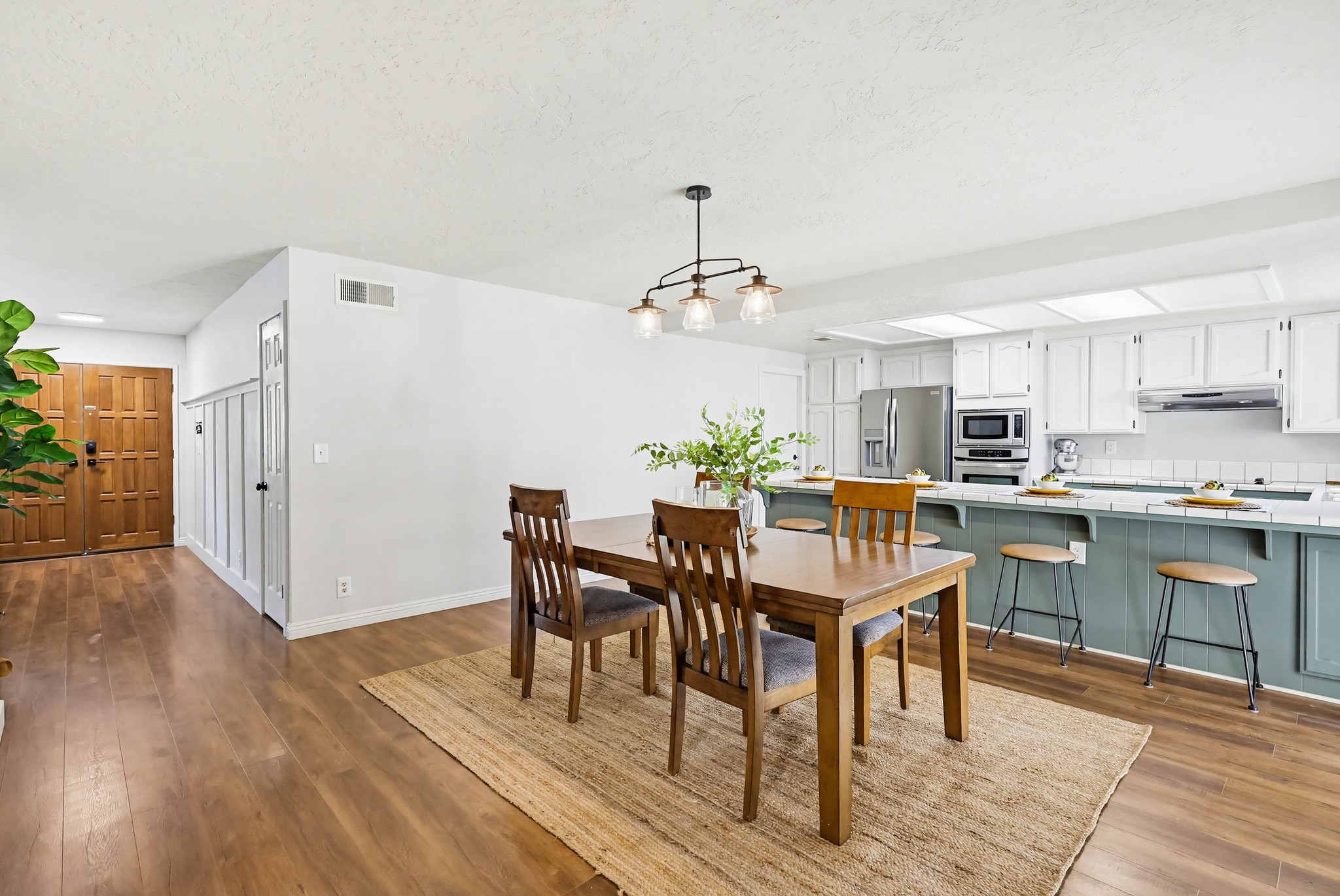 Virtual tour photo 18 of 65 for 2034 Braidwood St