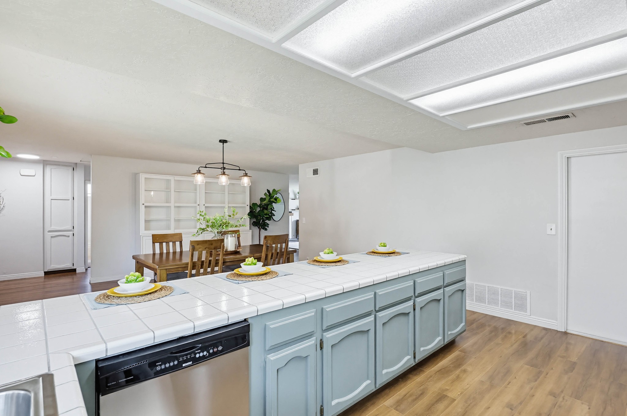 Virtual tour photo 32 of 65 for 2034 Braidwood St