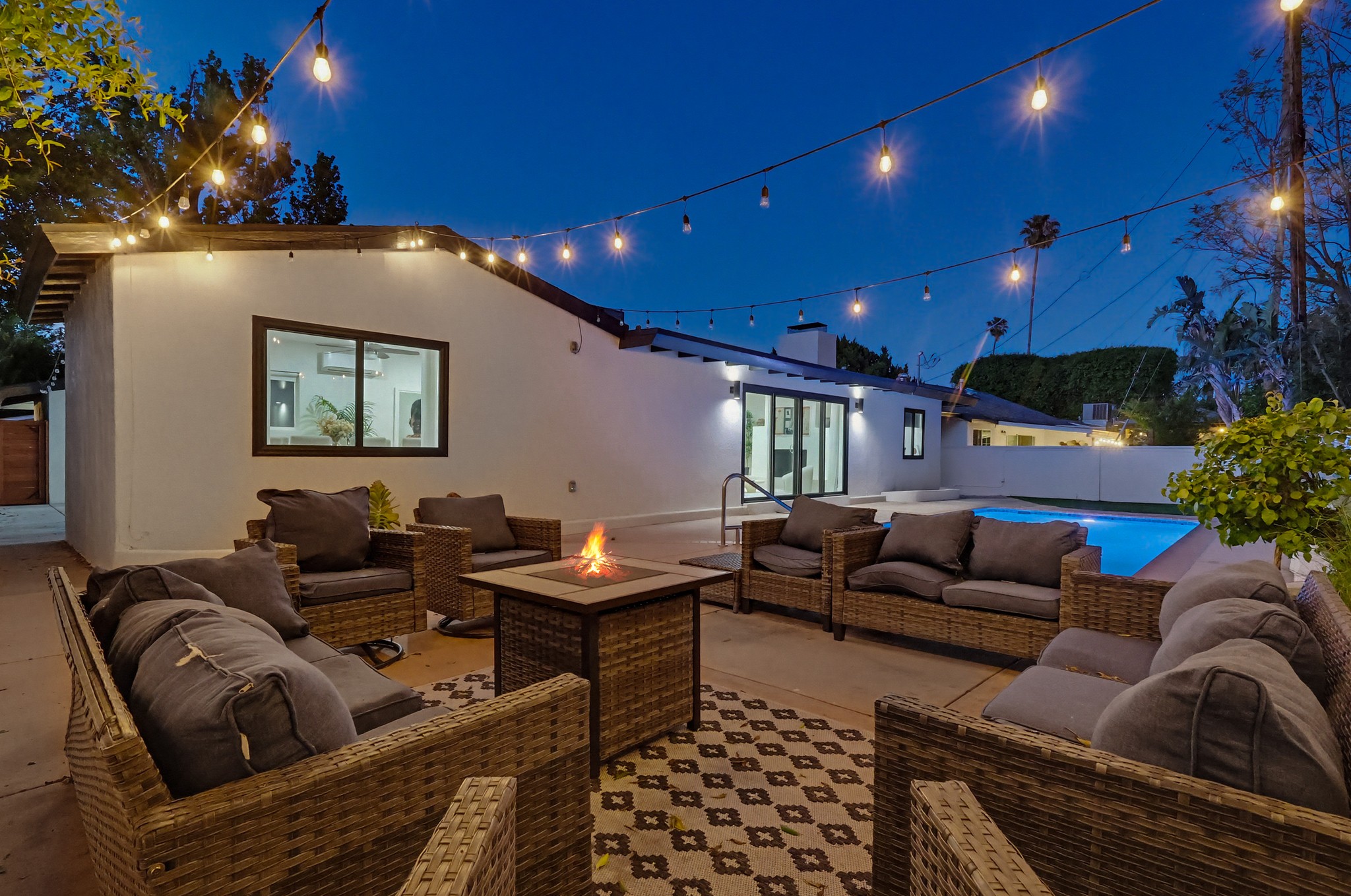 Virtual tour photo 17 of 138 for 20358 Bryant St