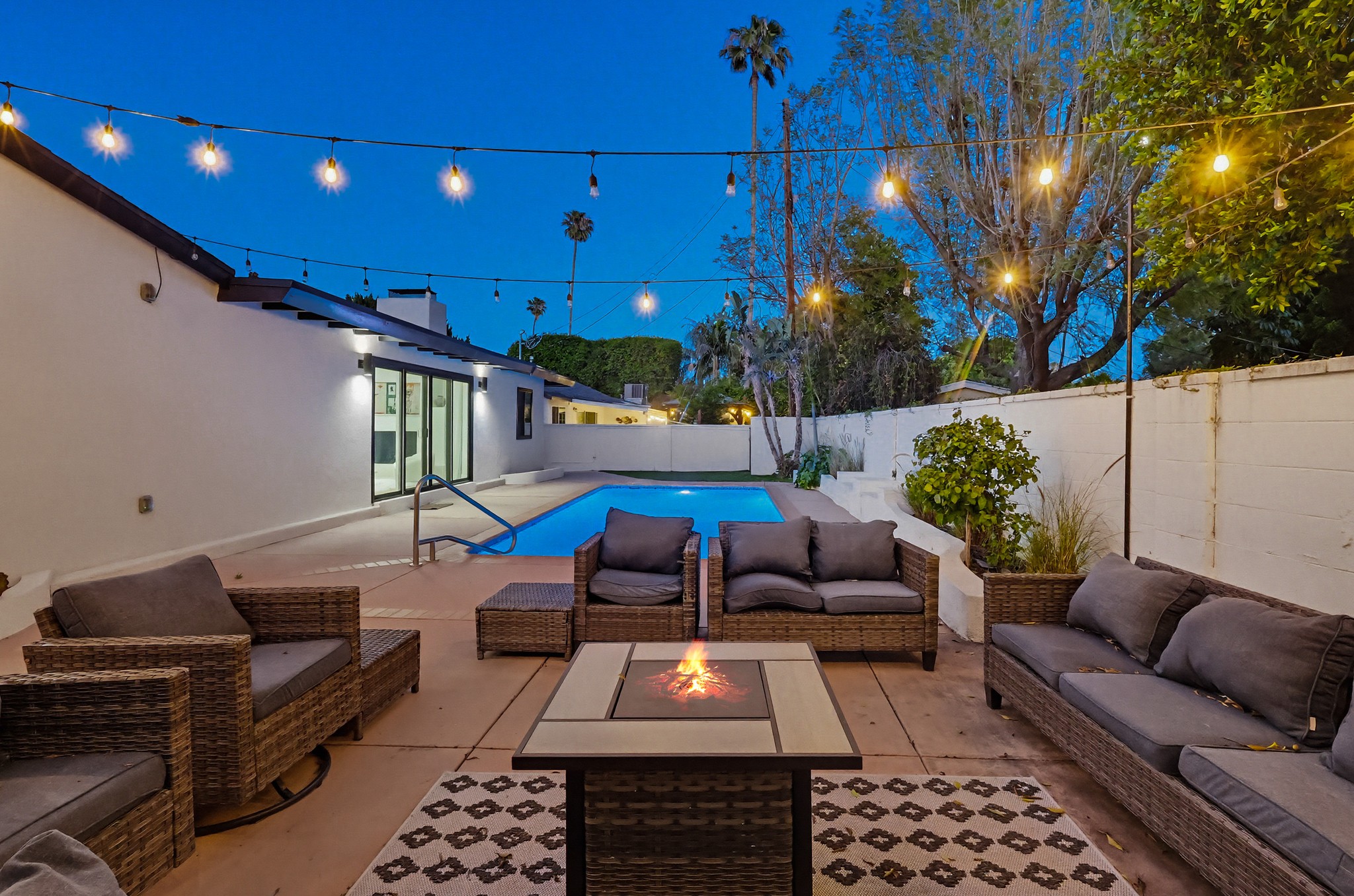 Virtual tour photo 18 of 138 for 20358 Bryant St