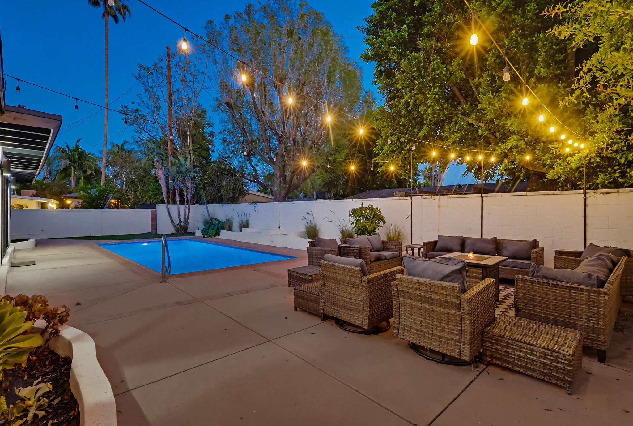 Virtual tour photo 22 of 138 for 20358 Bryant St