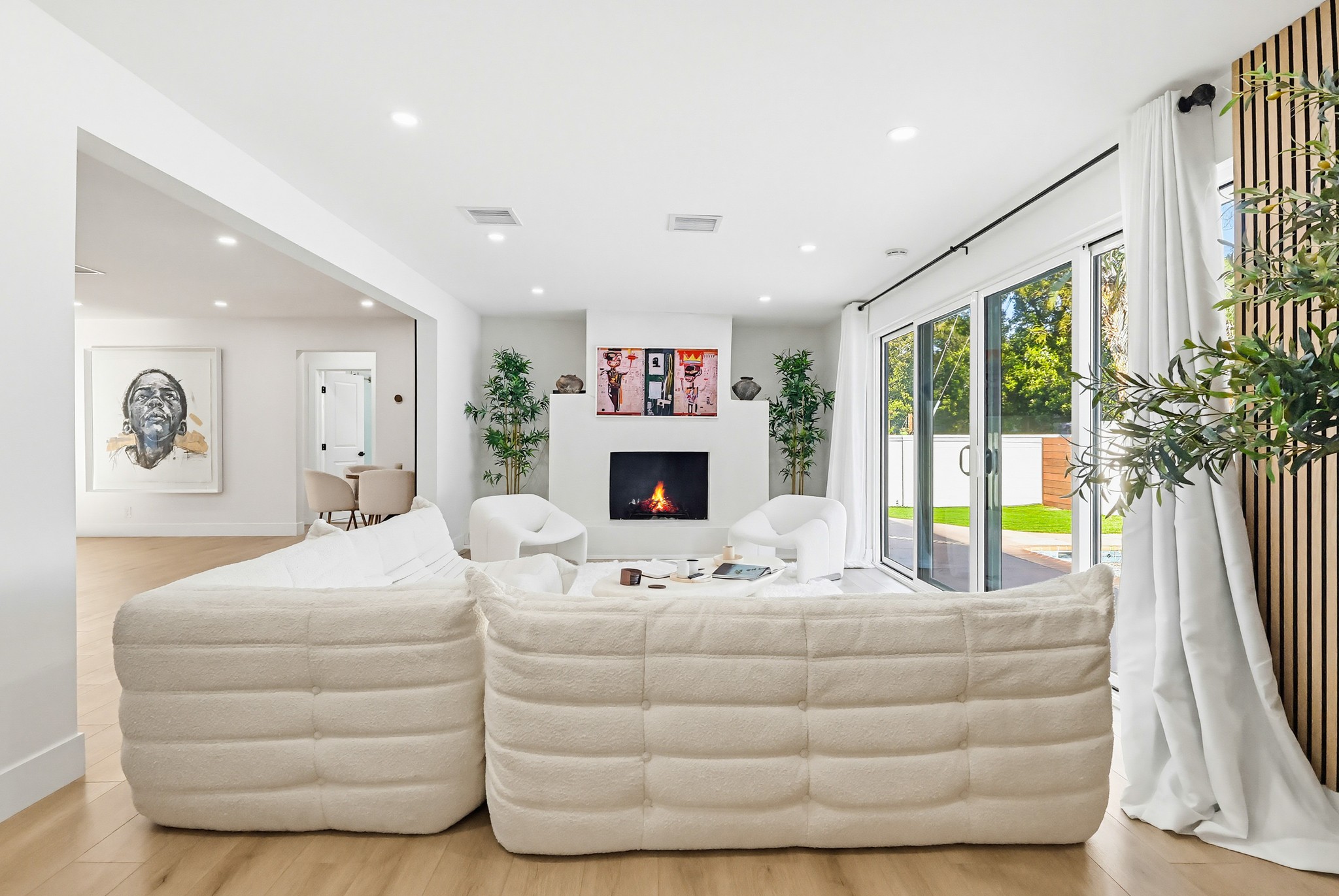 Virtual tour photo 44 of 138 for 20358 Bryant St