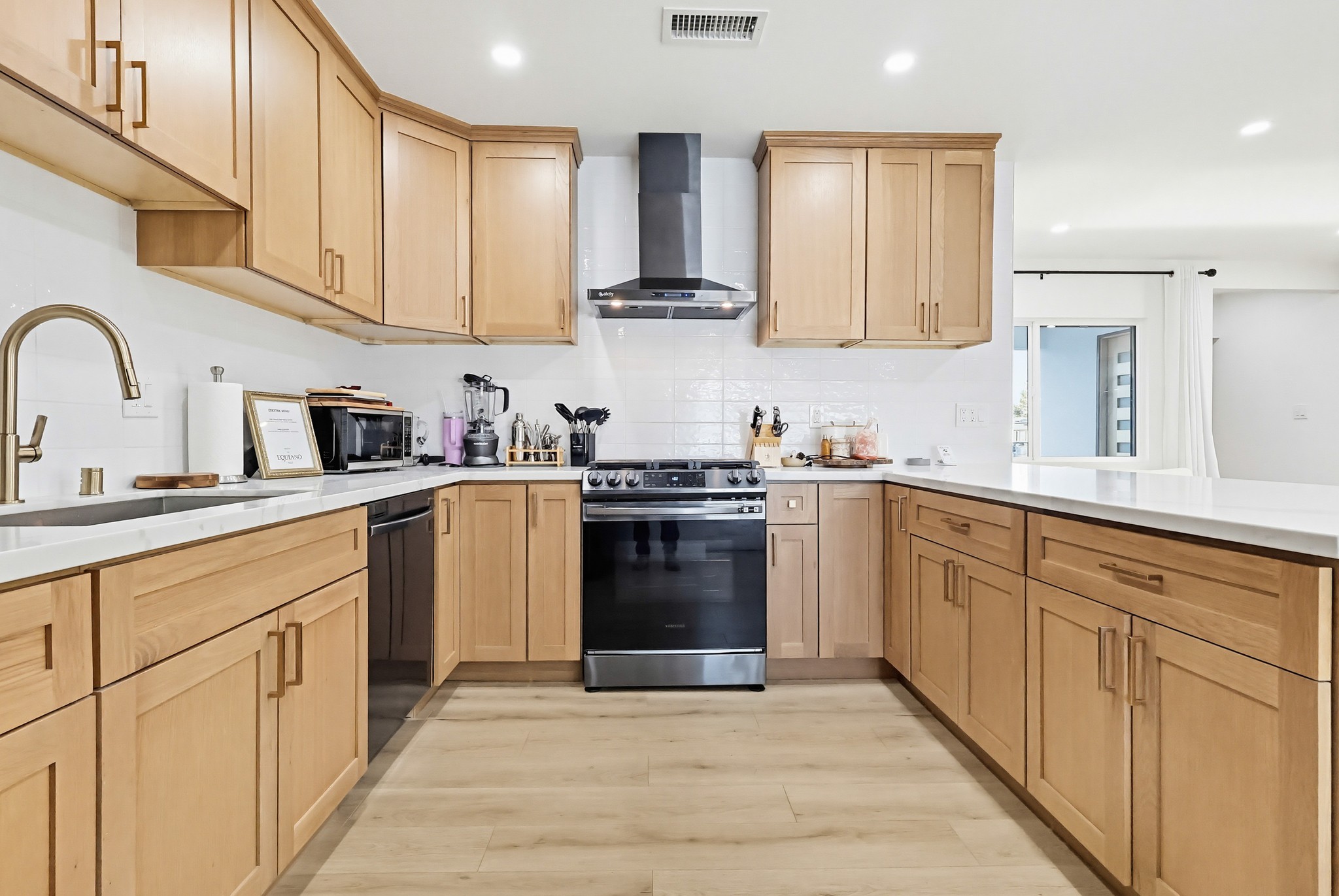 Virtual tour photo 52 of 138 for 20358 Bryant St