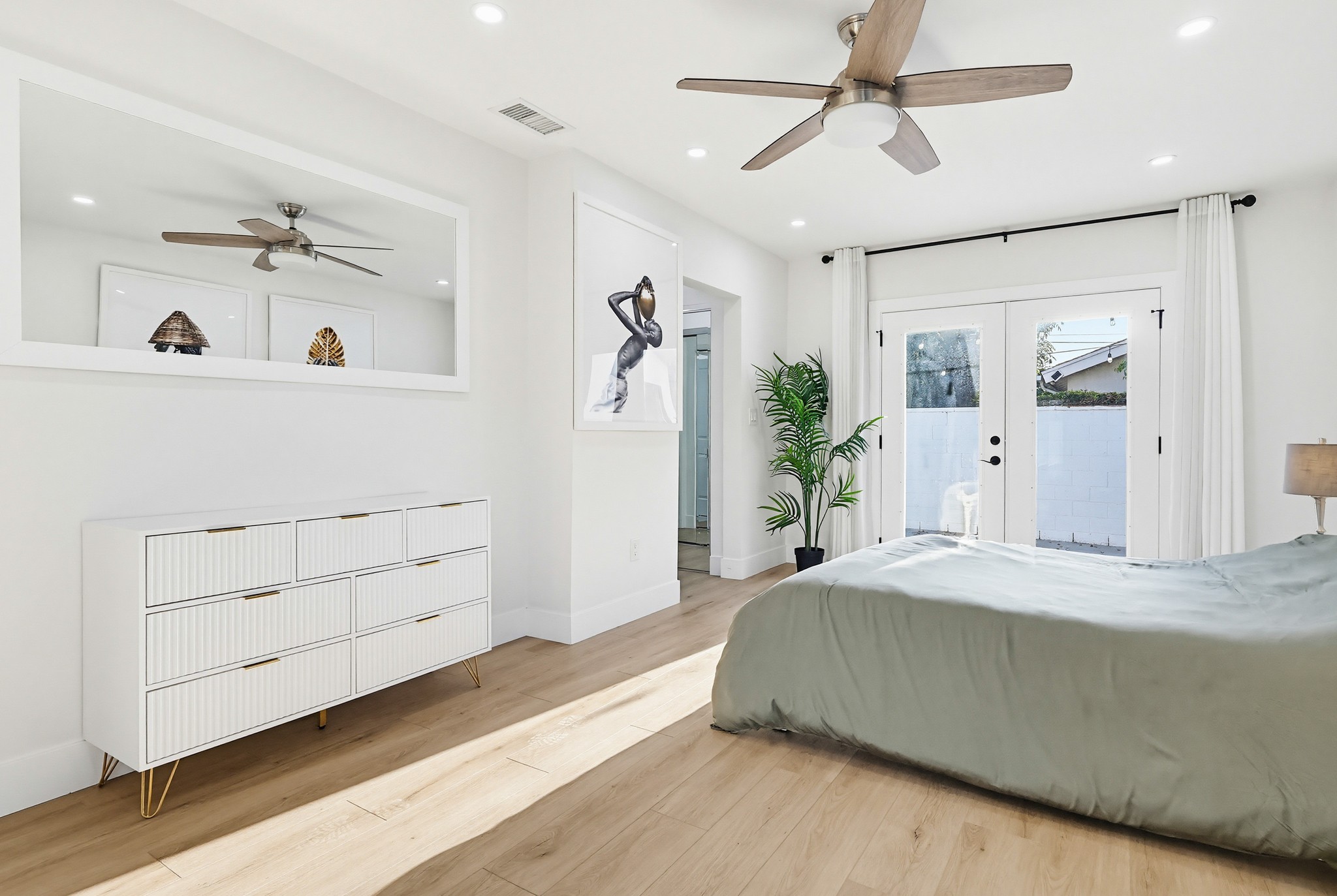 Virtual tour photo 71 of 138 for 20358 Bryant St