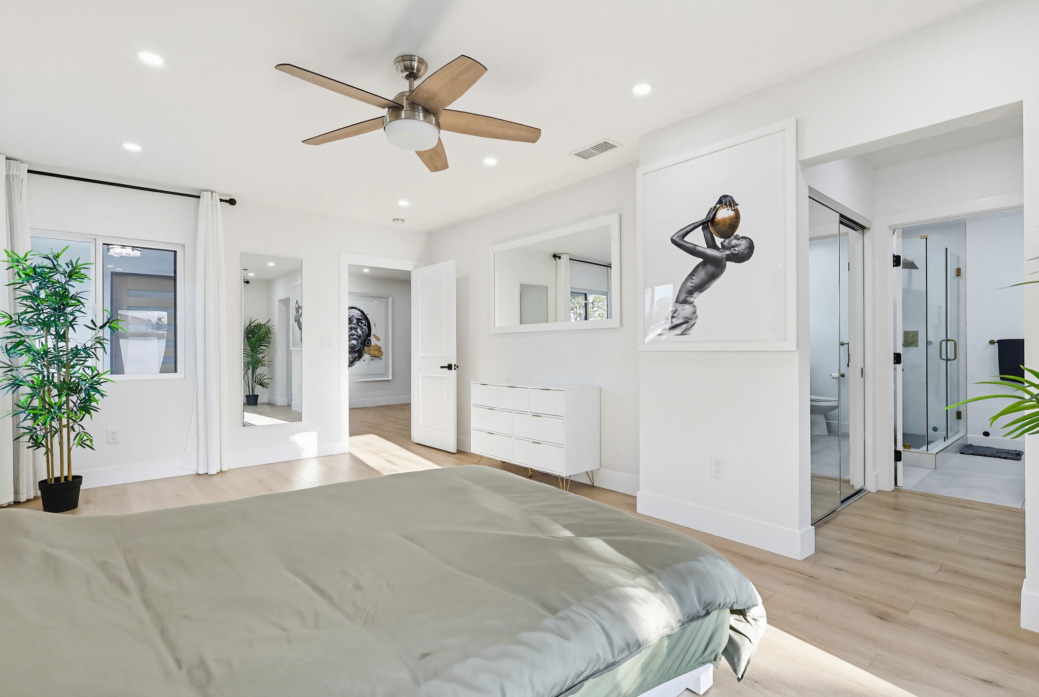 Virtual tour photo 76 of 138 for 20358 Bryant St