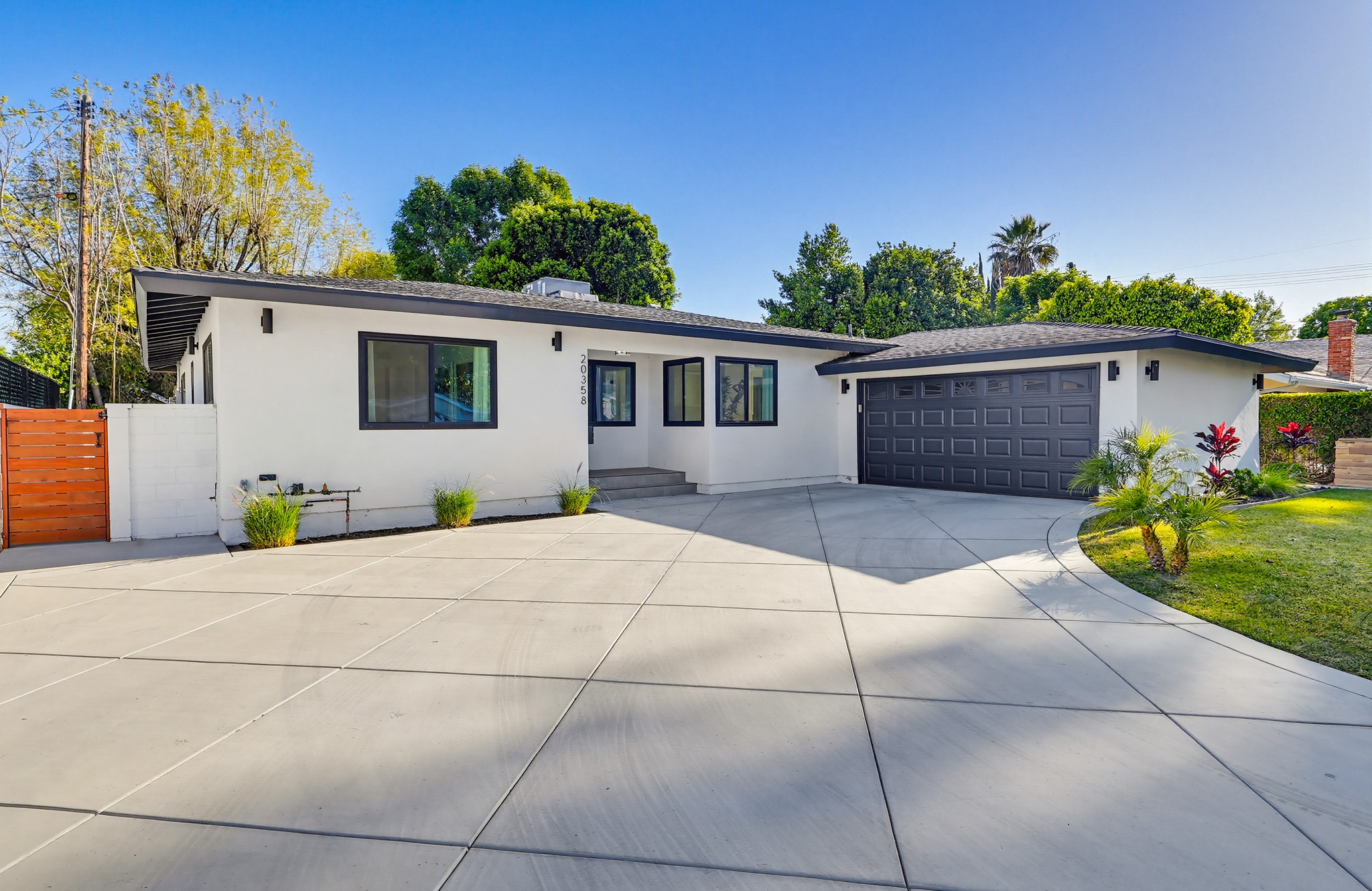 Virtual tour photo 116 of 138 for 20358 Bryant St