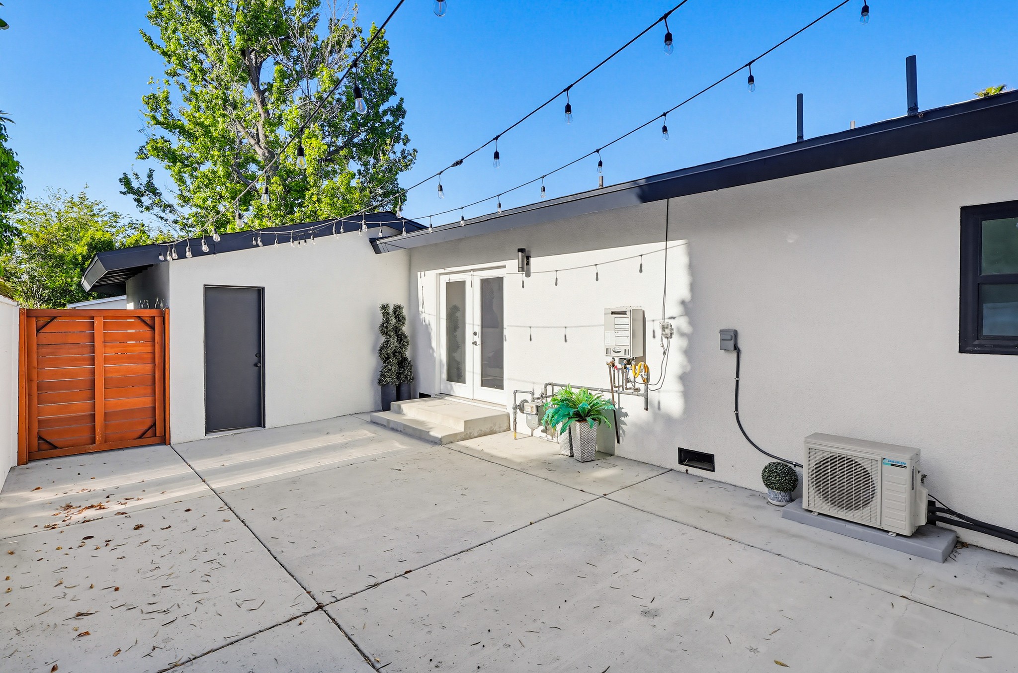 Virtual tour photo 125 of 138 for 20358 Bryant St