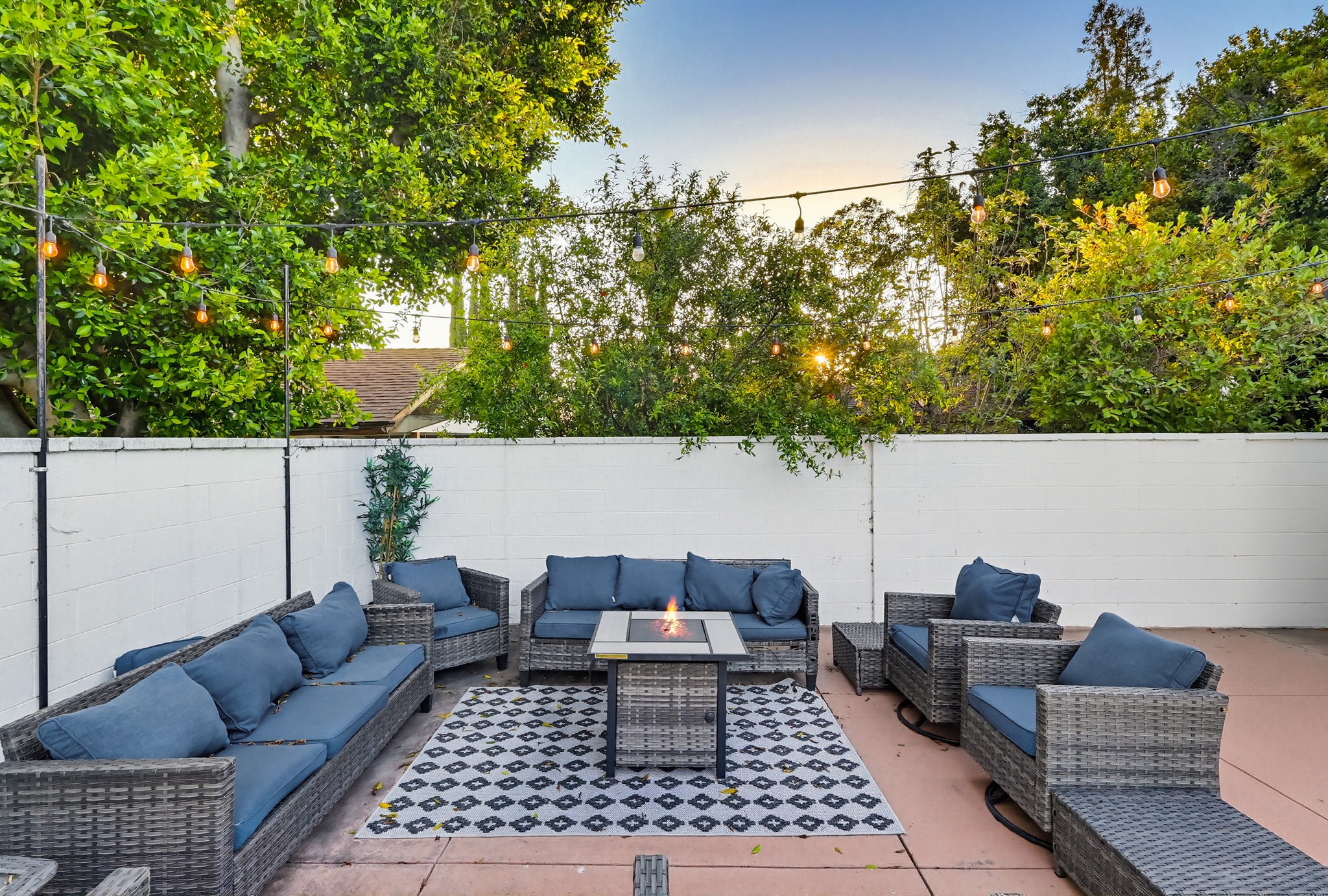 Virtual tour photo 129 of 138 for 20358 Bryant St
