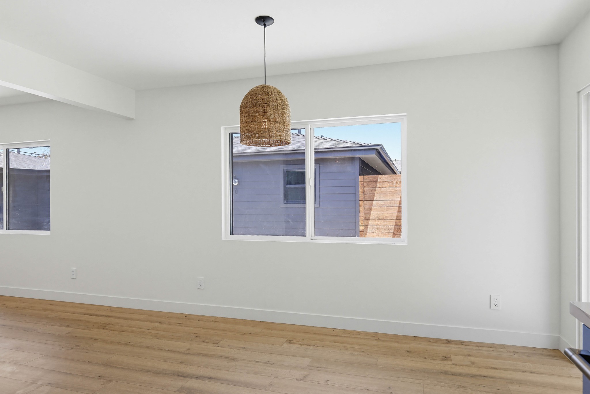 Virtual tour photo 17 of 43 for 2036 Pomona Ave B