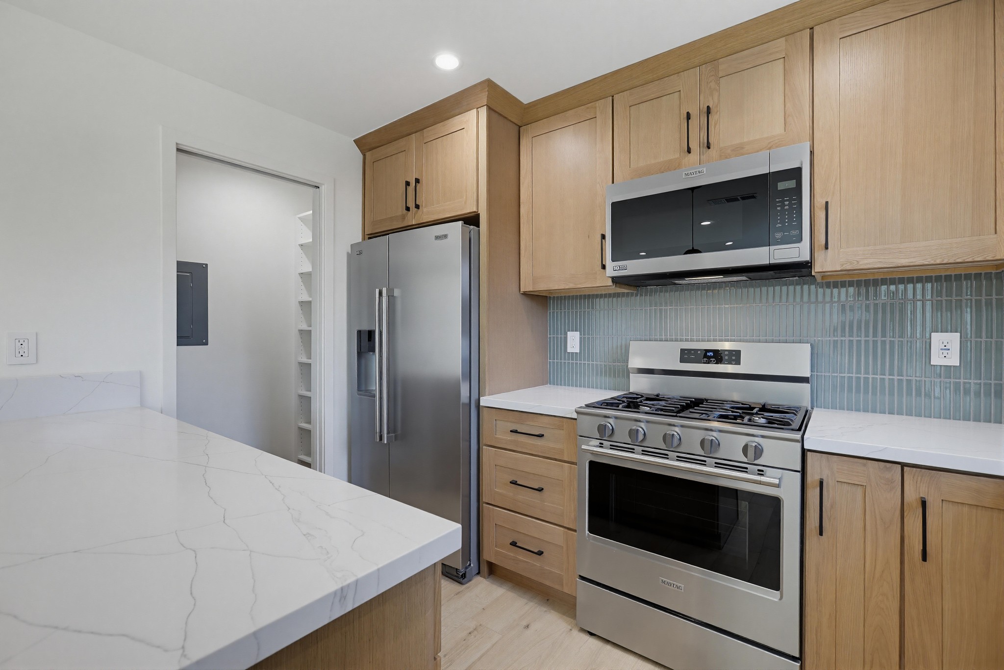 Virtual tour photo 15 of 29 for 2036 Pomona Ave C