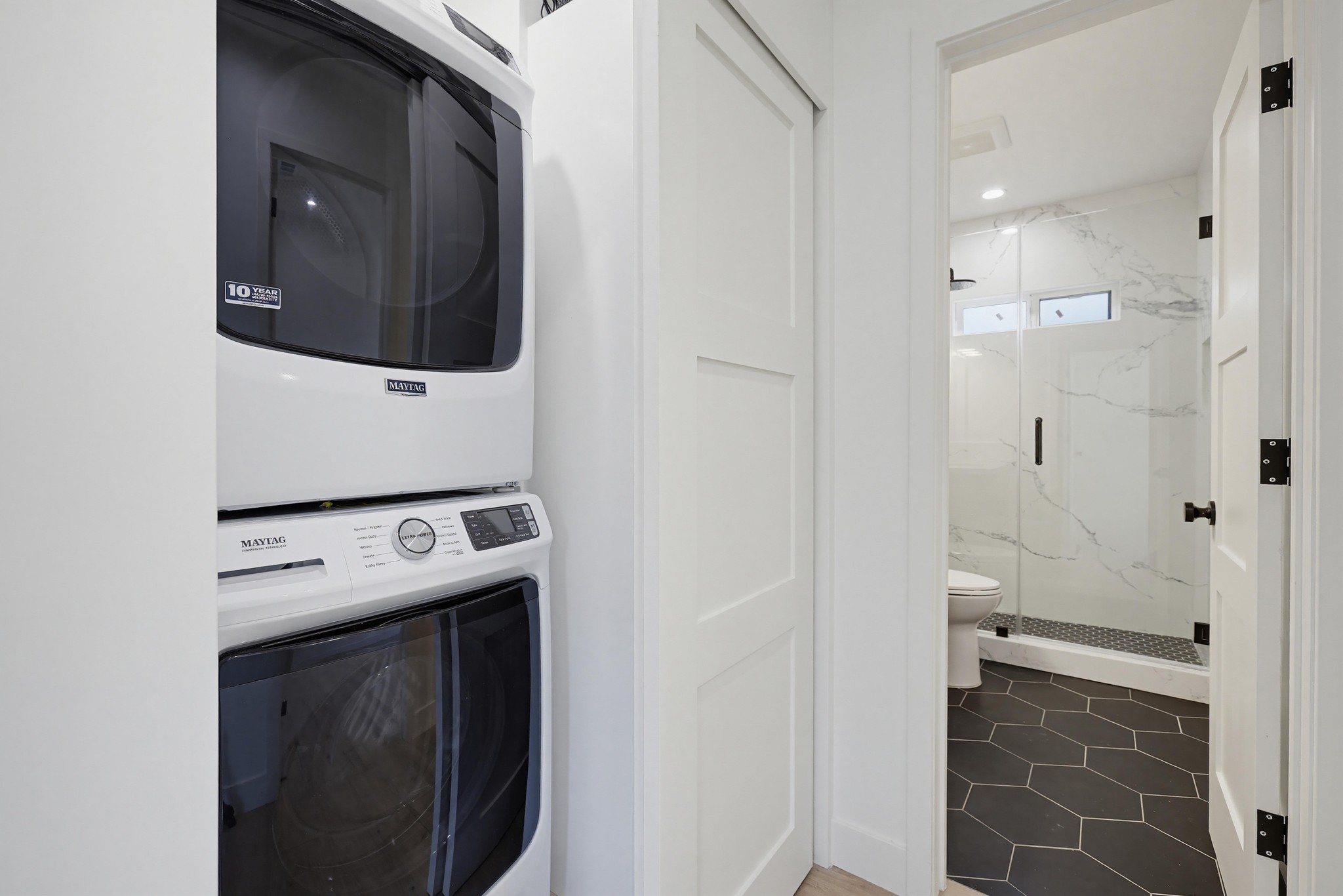Virtual tour photo 23 of 44 for 2036 Pomona Ave E