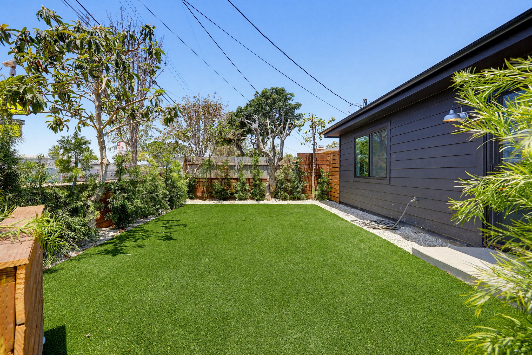 Virtual tour photo 36 of 44 for 2036 Pomona Ave E