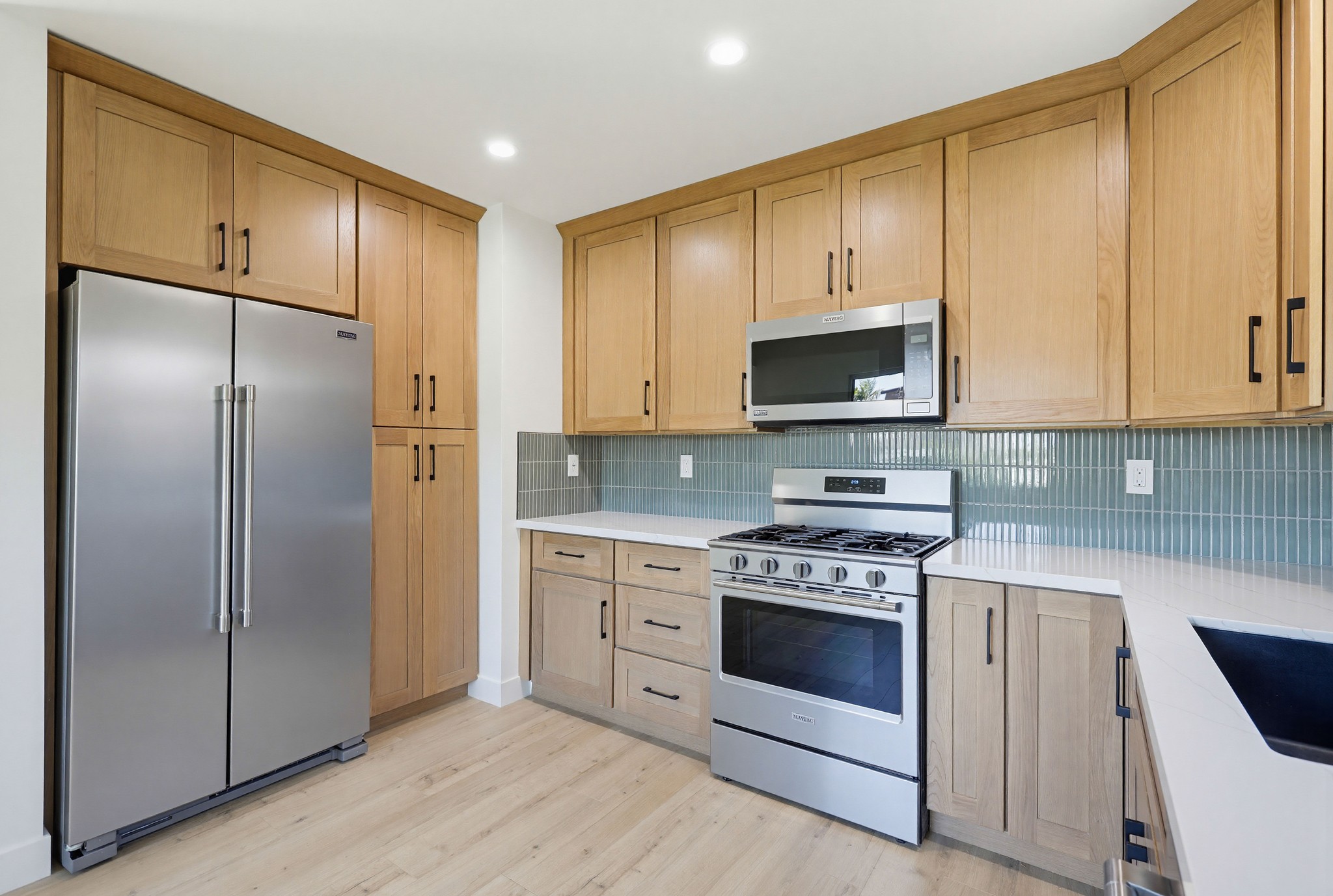 Virtual tour photo 25 of 41 for 2036 Pomona Ave Unit A