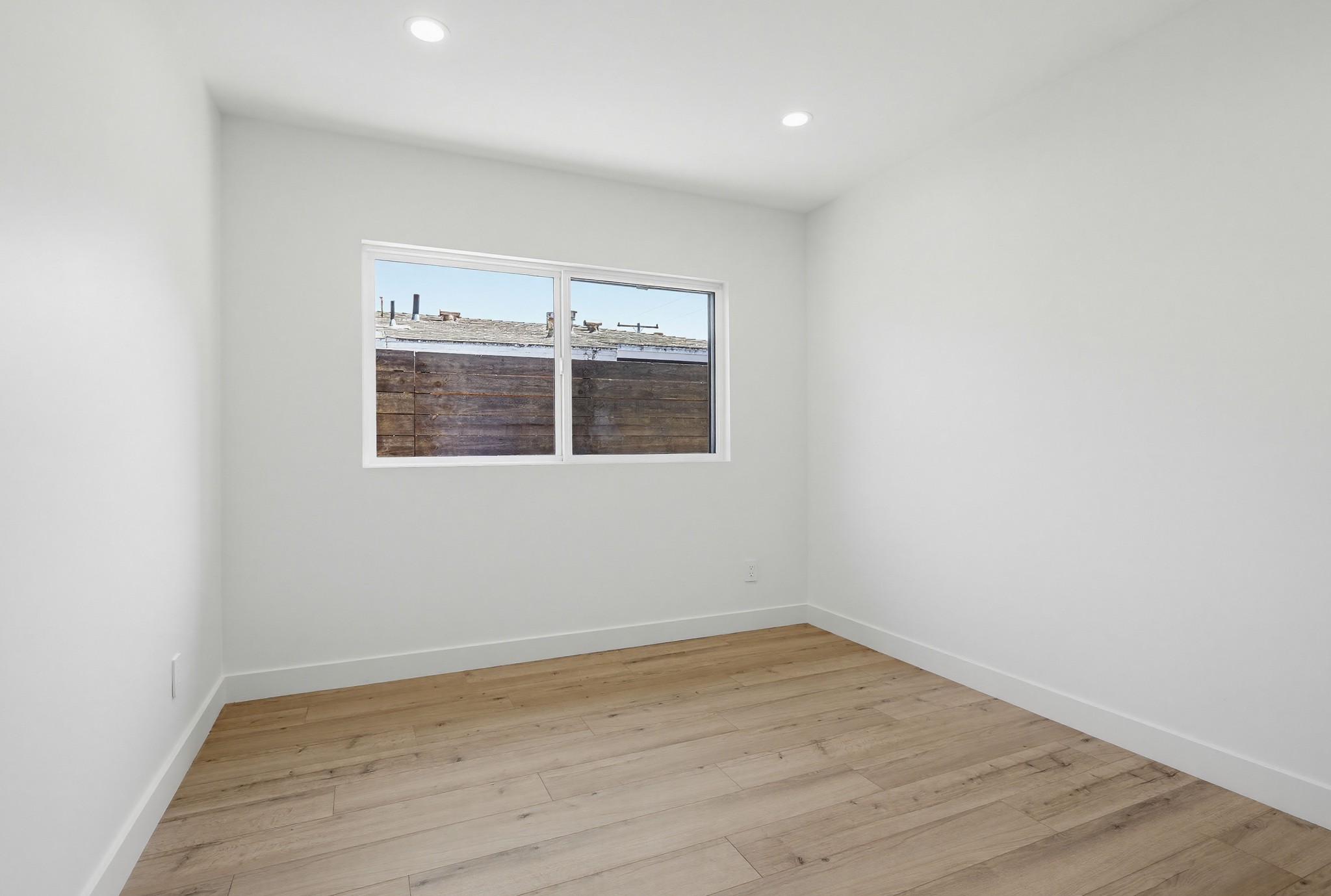 Virtual tour photo 39 of 41 for 2036 Pomona Ave Unit A