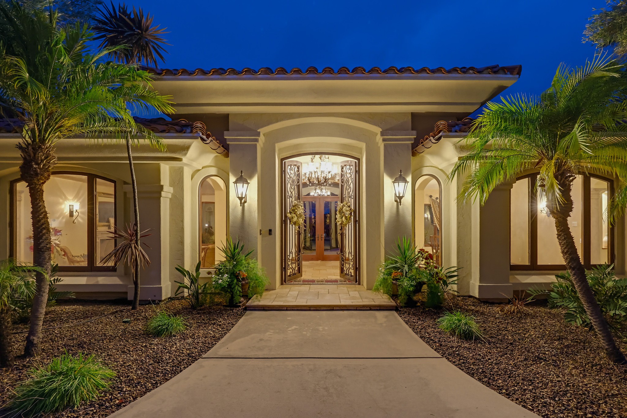 Virtual tour photo 11 of 123 for 2037 Via Trueno