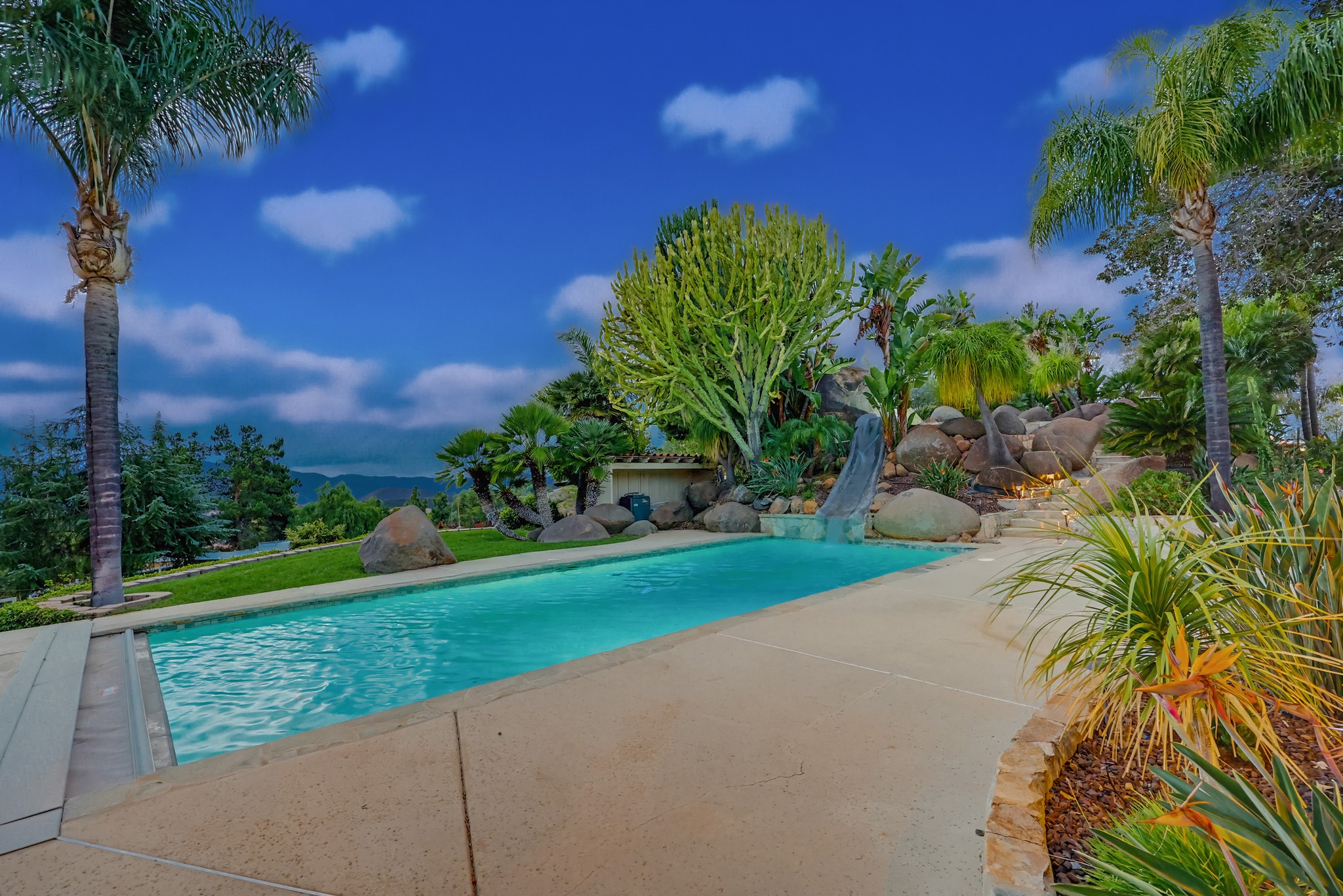 Virtual tour photo 30 of 123 for 2037 Via Trueno